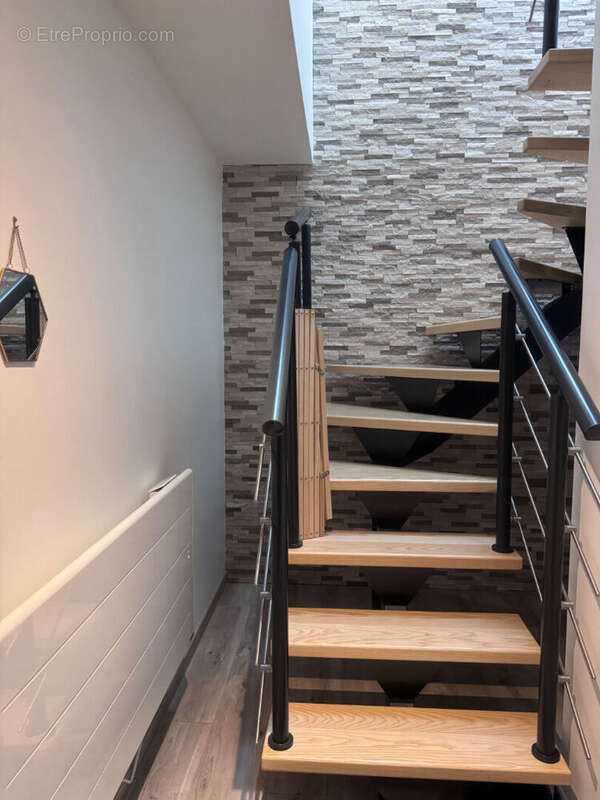 Appartement à ETALANS