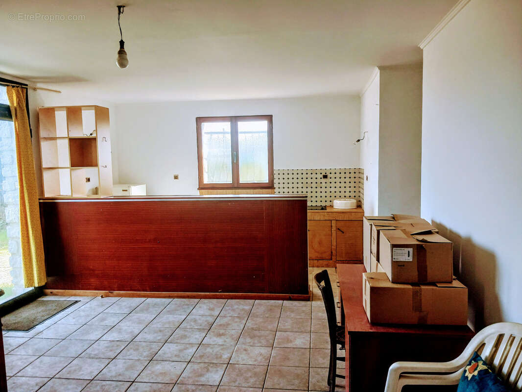 Maison à SAINT-PAUL-LE-JEUNE