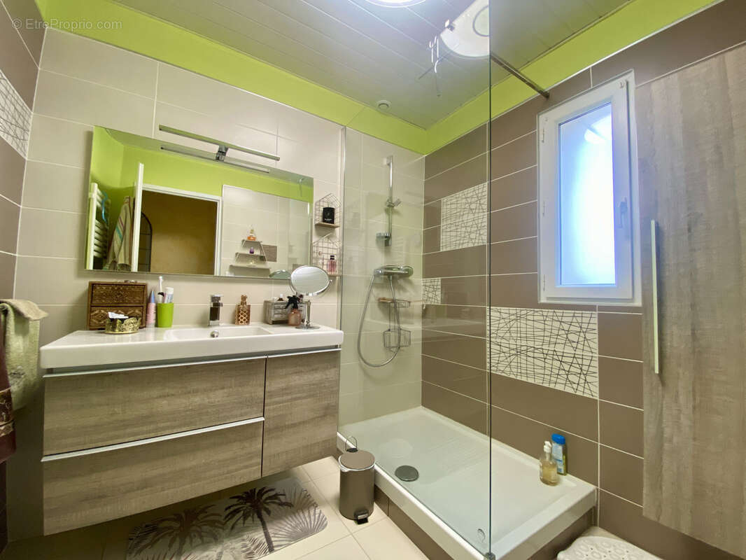 Maison à BEAUMONT-LES-VALENCE