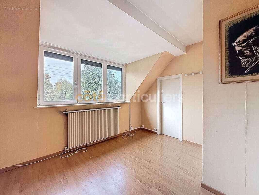 Maison à LA CHAPELLE-D&#039;ARMENTIERES