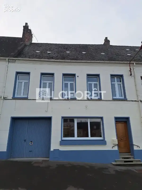 Maison à FRUGES
