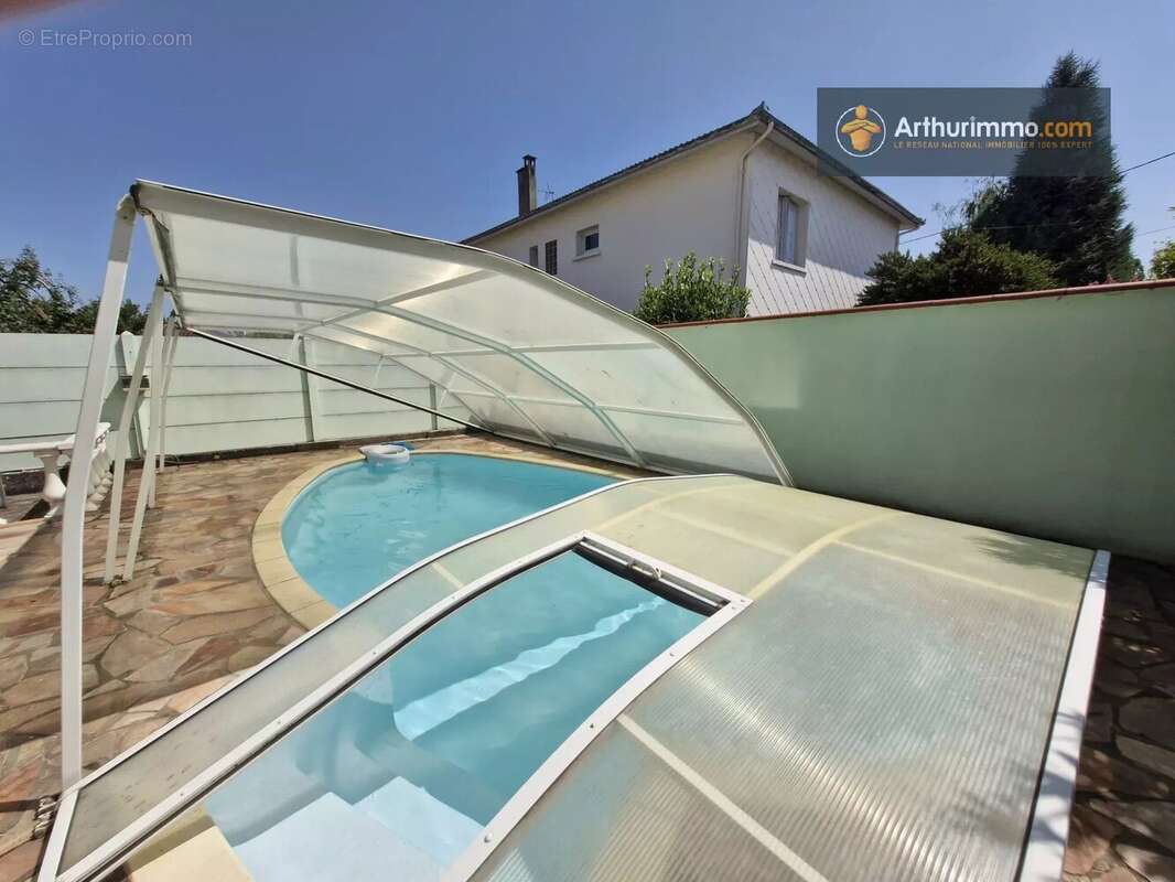 Maison à LAROQUE-D'OLMES