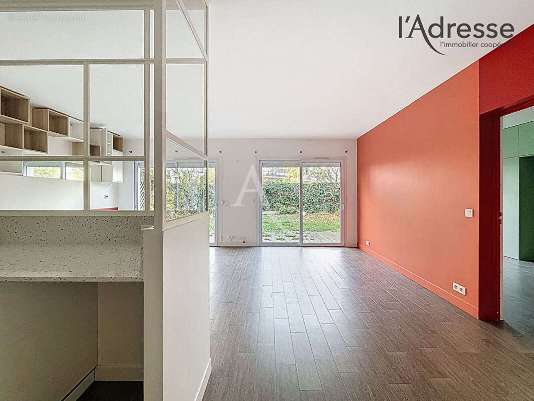 Appartement à SURESNES