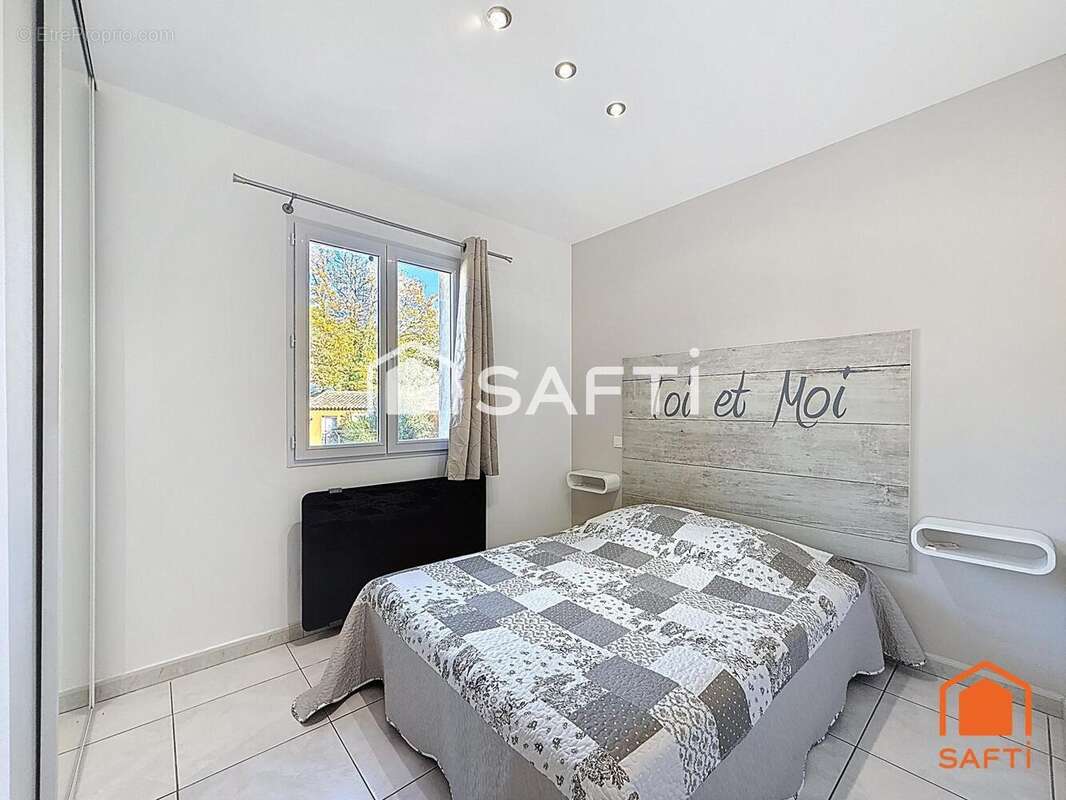 Photo 8 - Appartement à REGUSSE