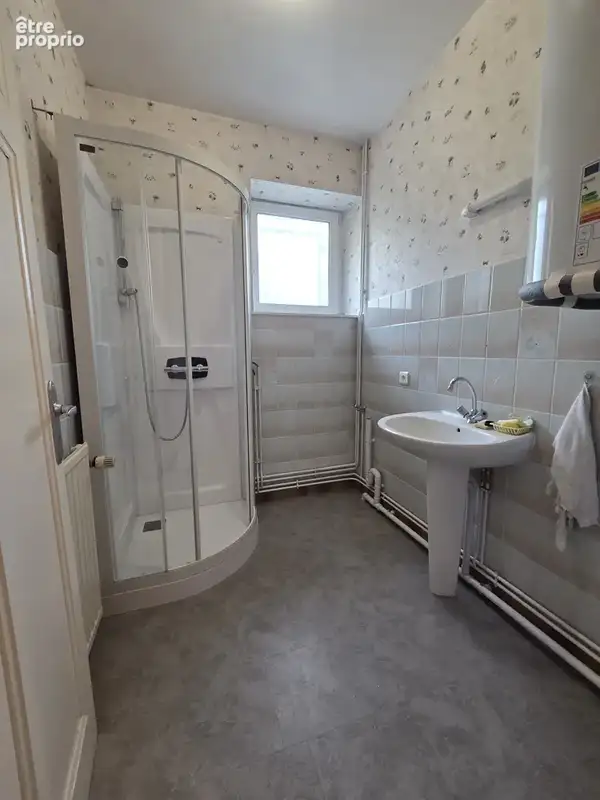 Cornimont – Maison Mitoyenne 3 Chambres, Jardin, Garage - photo 9