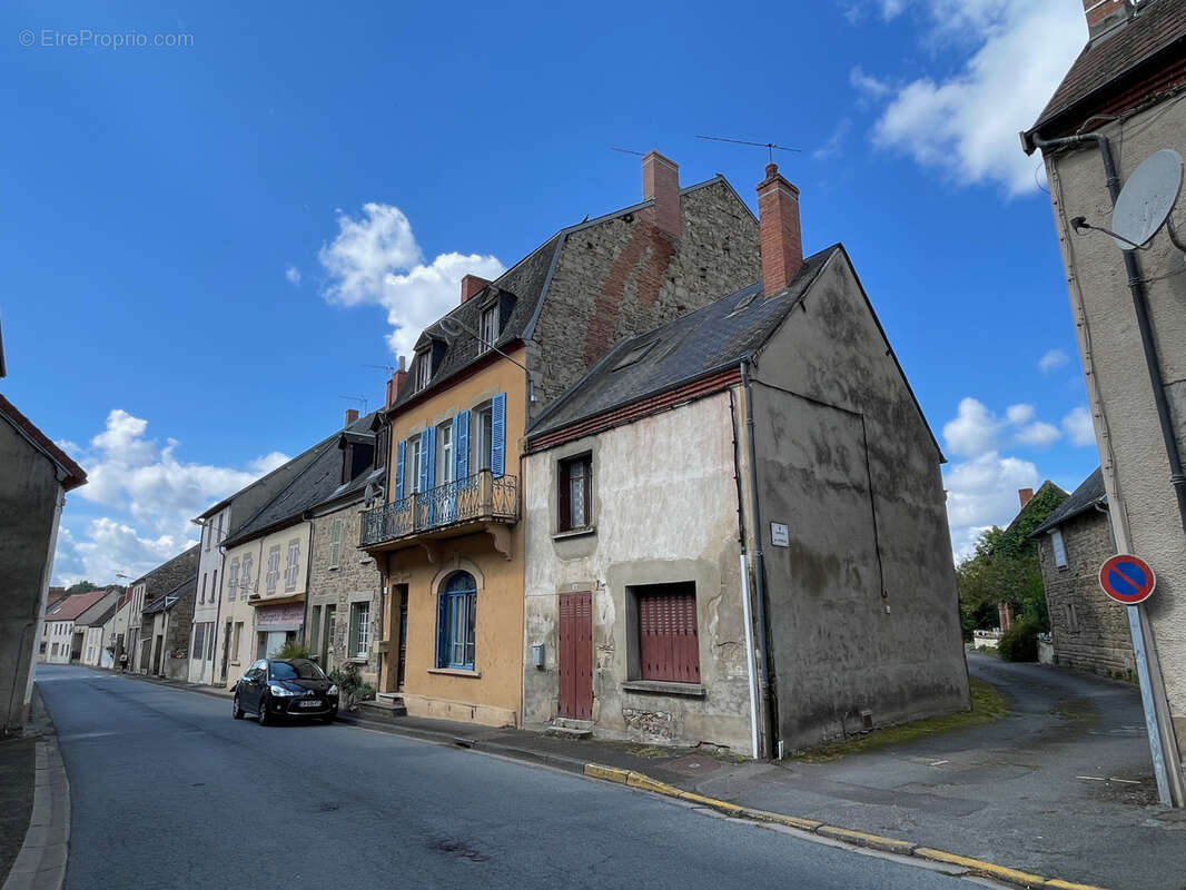 Maison à PIONSAT