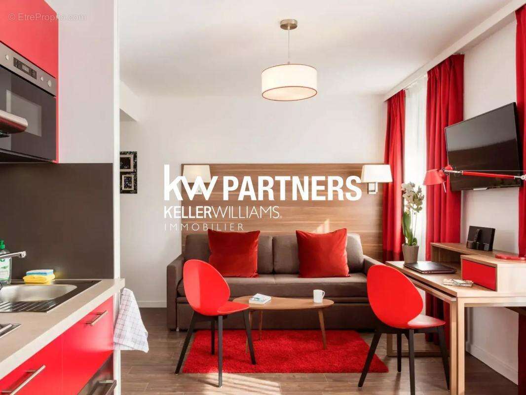 Appartement à COURBEVOIE