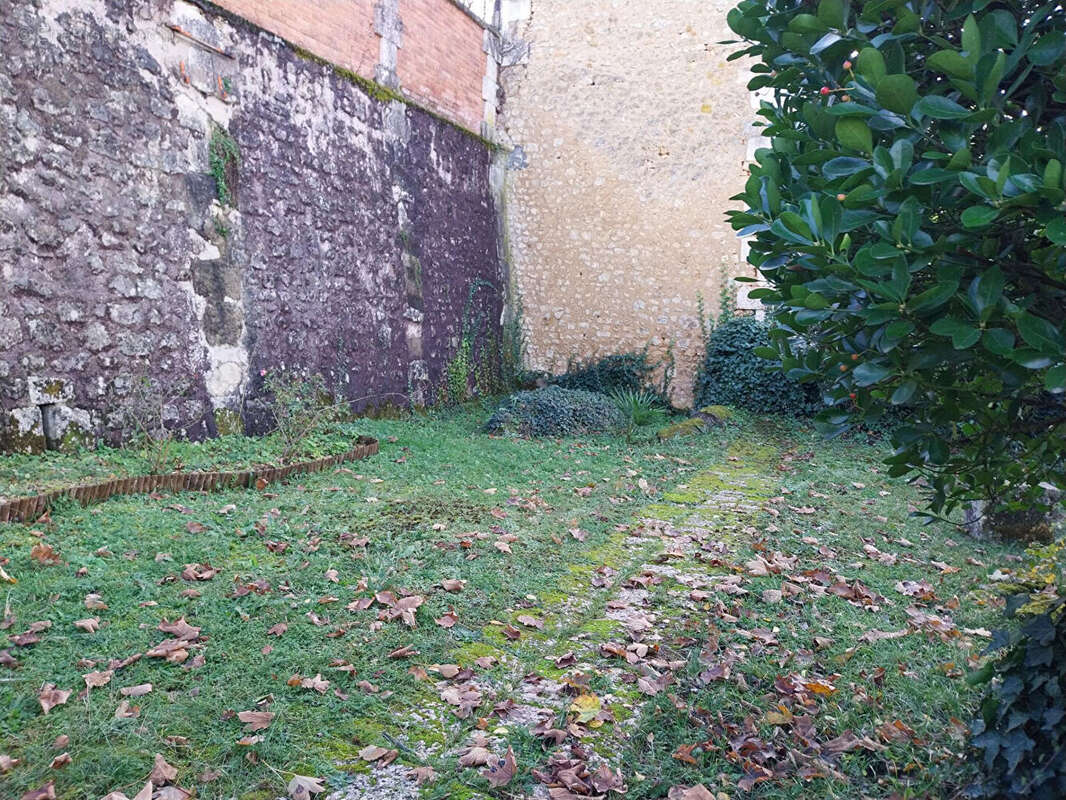Maison à POITIERS