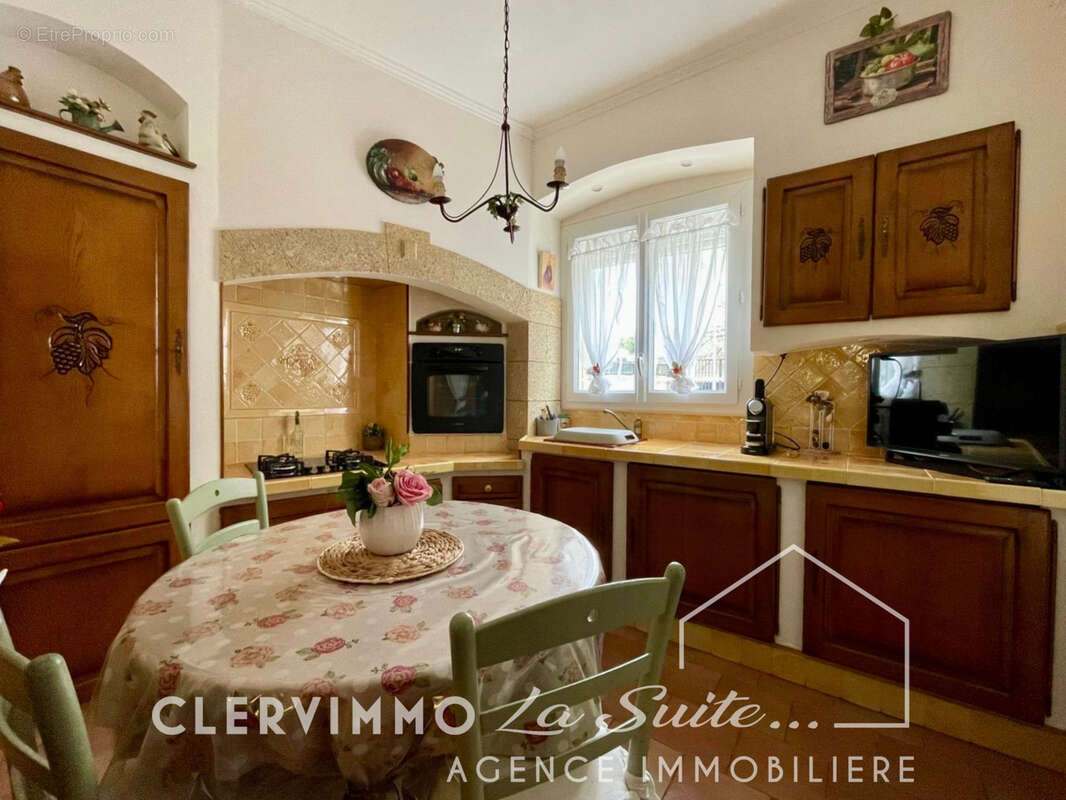 Maison à MARSEILLE-10E