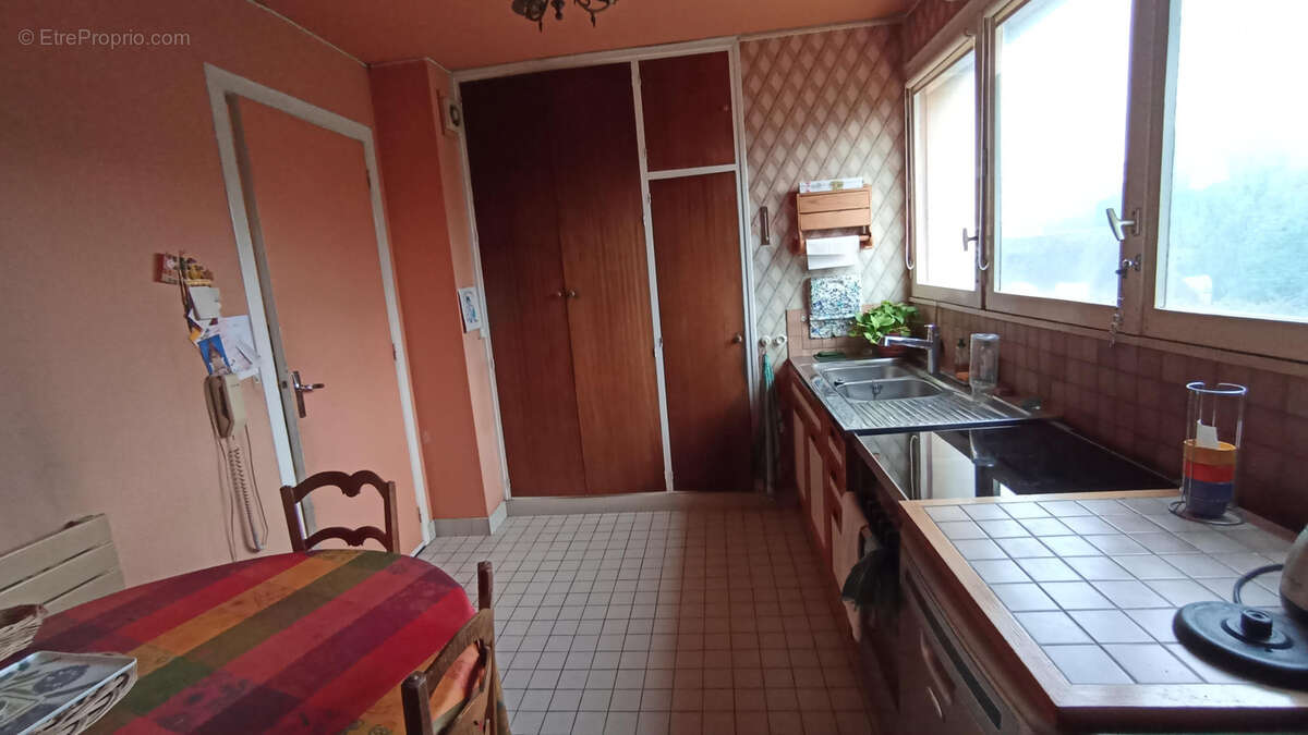 Appartement à VILLE-D&#039;AVRAY