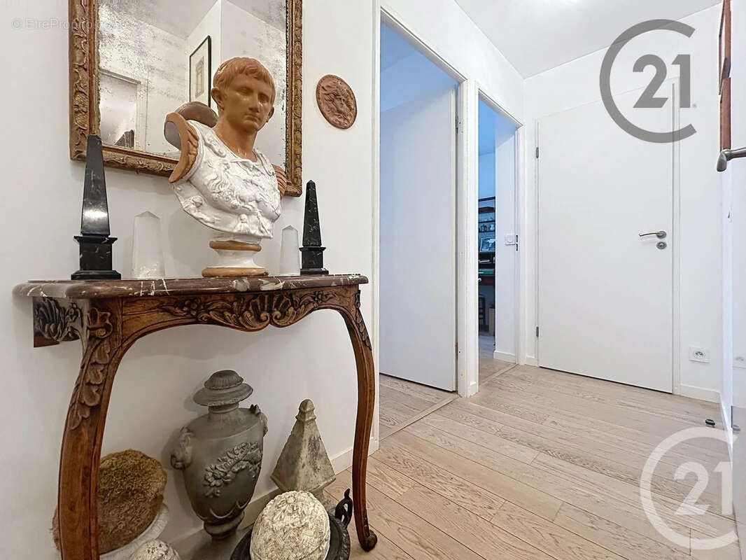 Appartement 81 m² à Fontainebleau  - photo 14