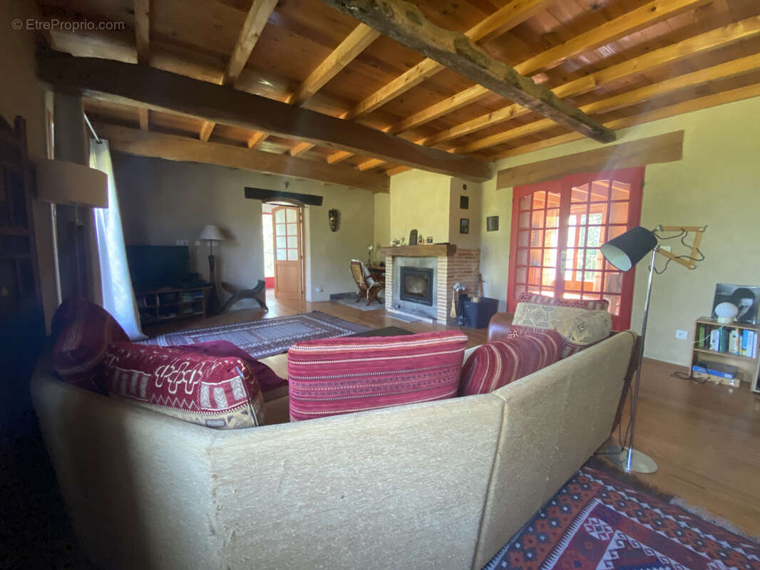 Maison à BOUDOU
