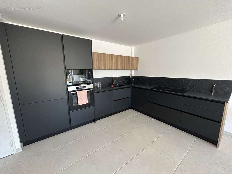 maison - chateau gombert - 3 chambres -  jardin - buanderie - - Maison à MARSEILLE-13E