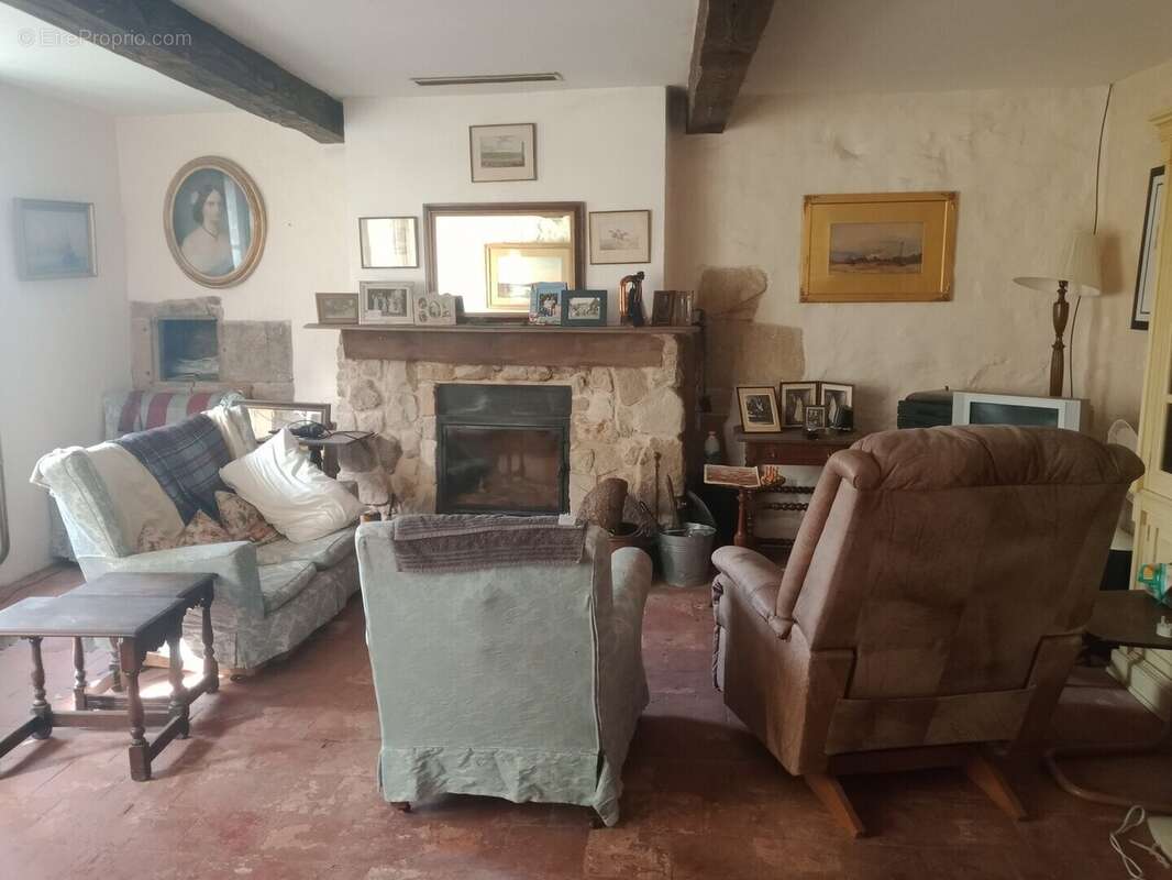 Maison 196 m² à Montvicq  - photo 16