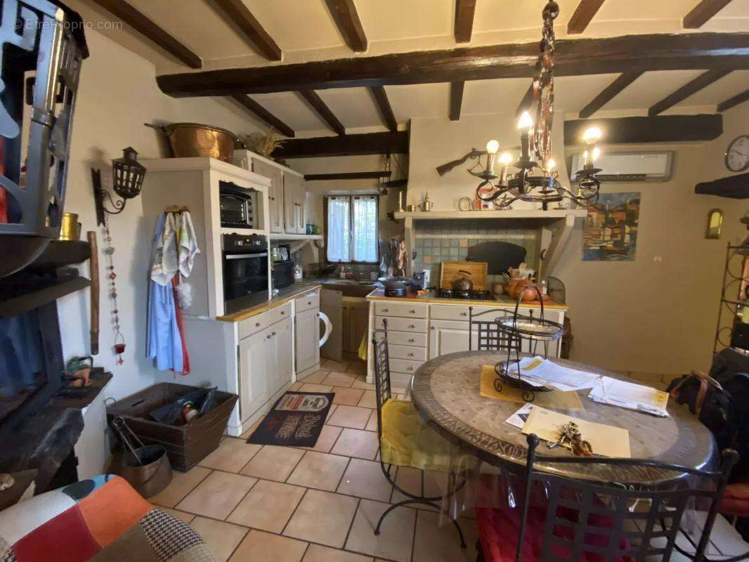 Maison à ROBIAC-ROCHESSADOULE