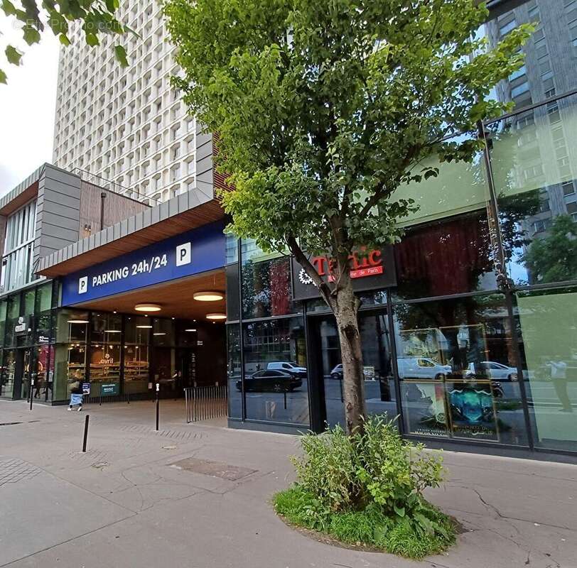 Parking à PARIS-13E