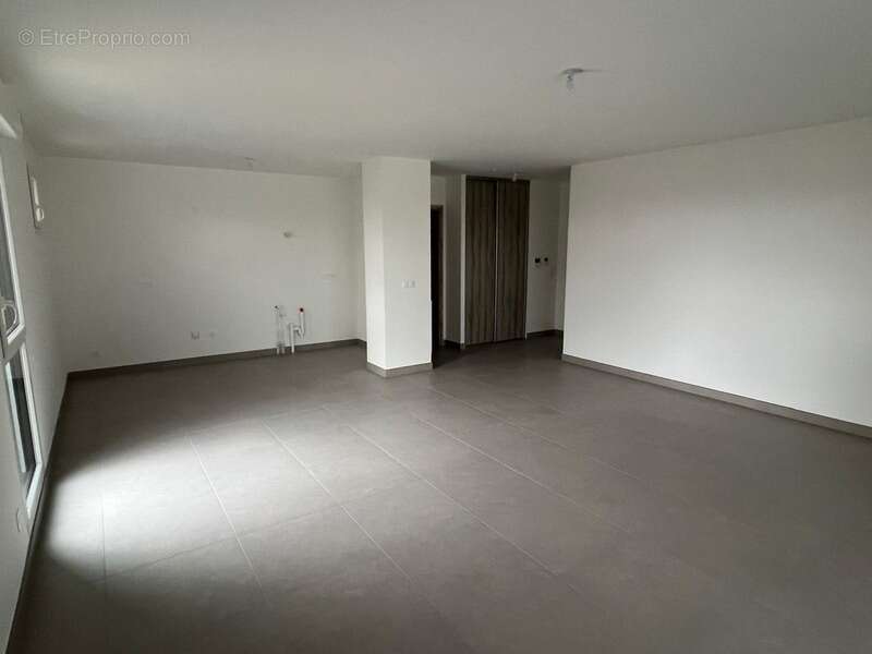 À vendre – Appartement T4 attique traversant de 106,15 m² avec terrasses et vue dégagée à Annemasse (74) - photo 5
