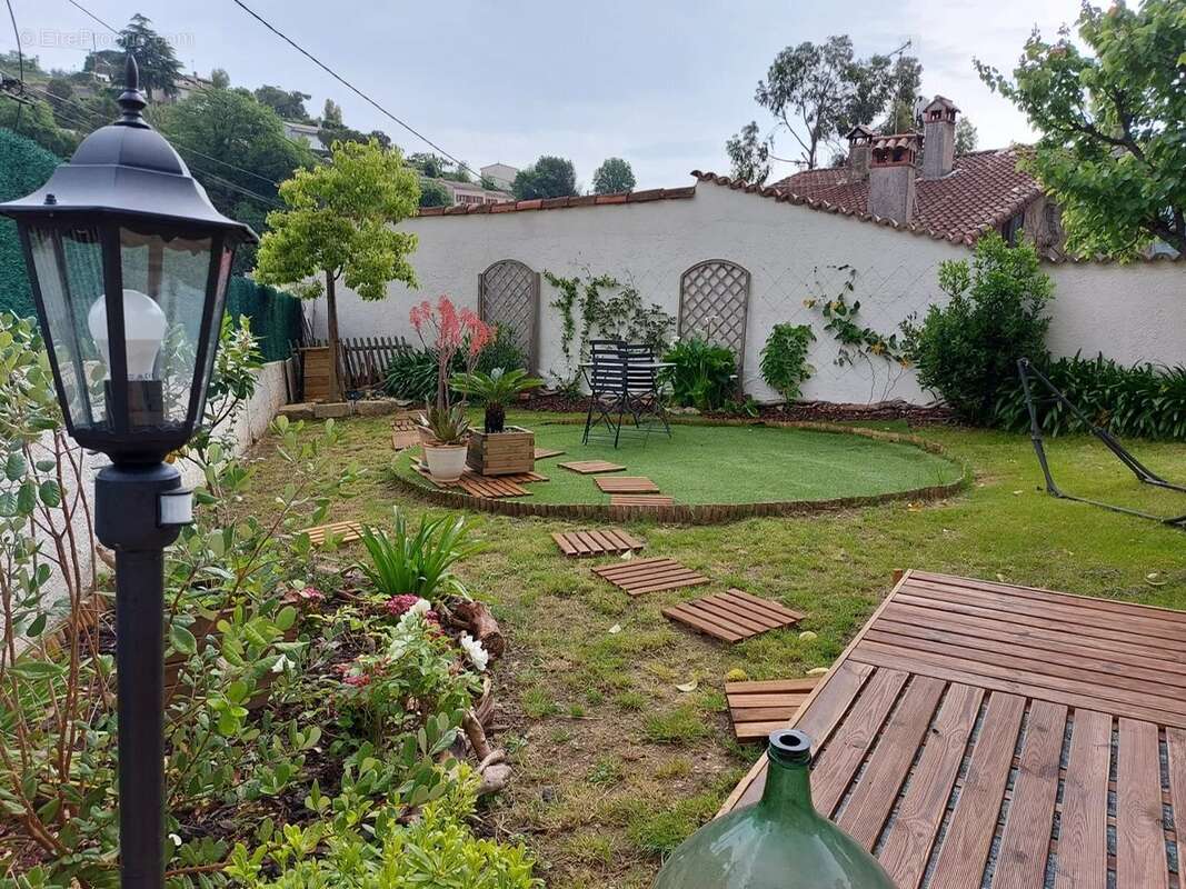 Maison à CAGNES-SUR-MER