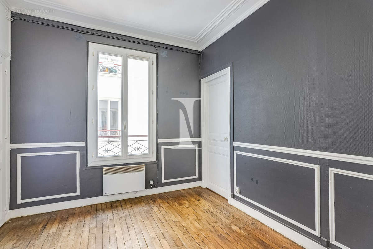 Appartement à PARIS-20E