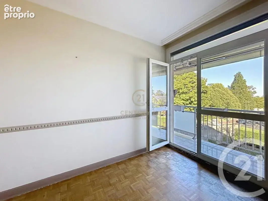 Appartement 3 pièces 61 m² à vendre à Saint-Genis-Laval (69230) - photo 13