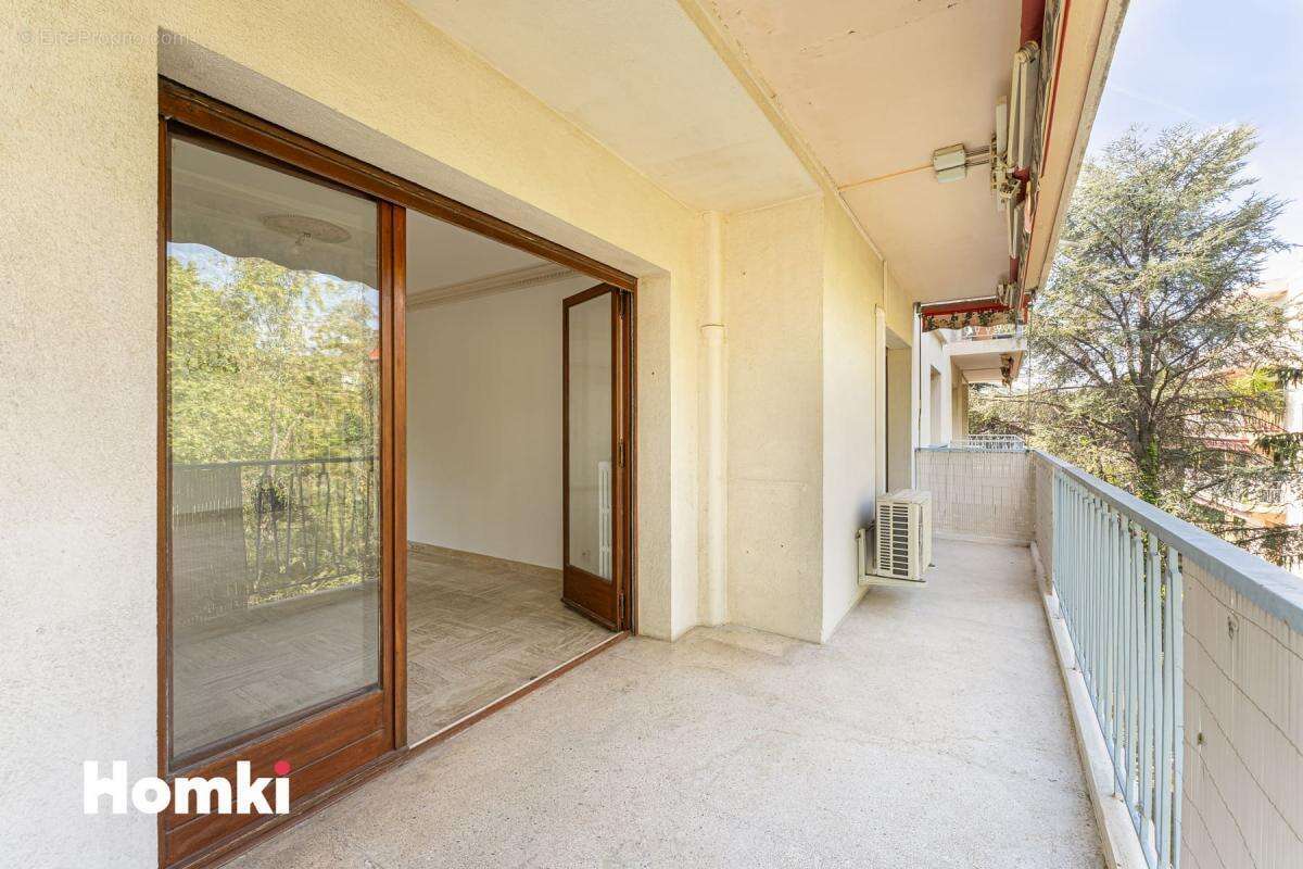 Appartement à MARSEILLE-12E