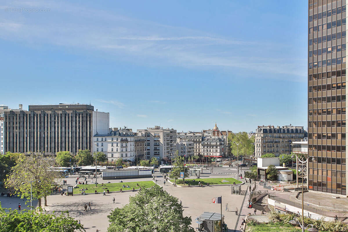 Appartement à PARIS-14E