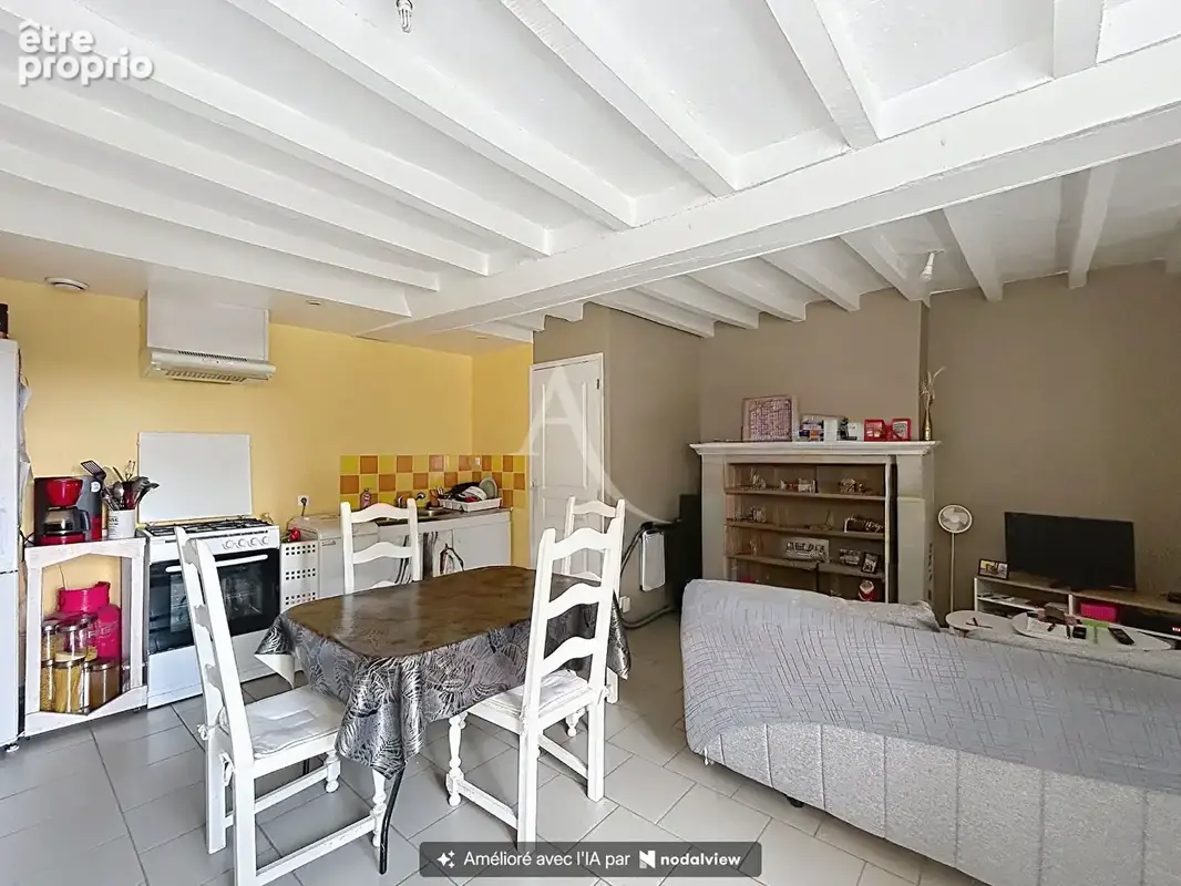 Immeuble - 2 appartements - DAON - photo 4