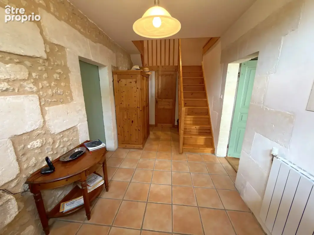 Charmante propriété en pierre avec grange et terrasse couverte - photo 2