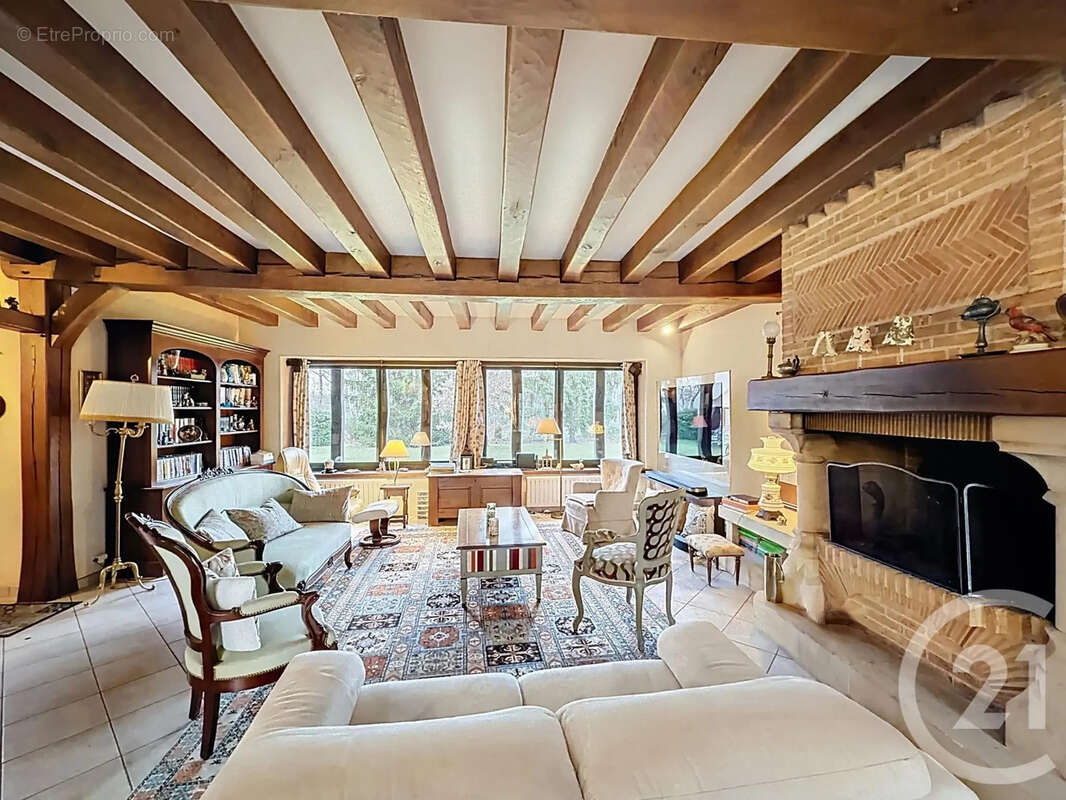 Maison à MENESTREAU-EN-VILLETTE