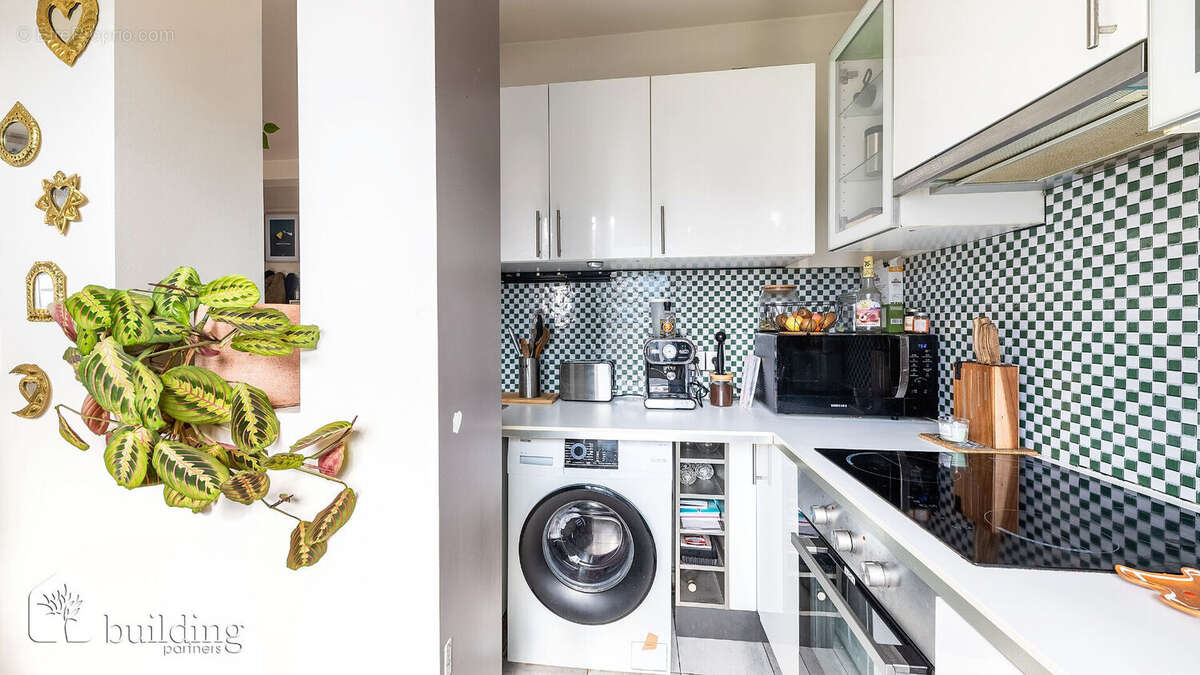 Appartement à LEVALLOIS-PERRET