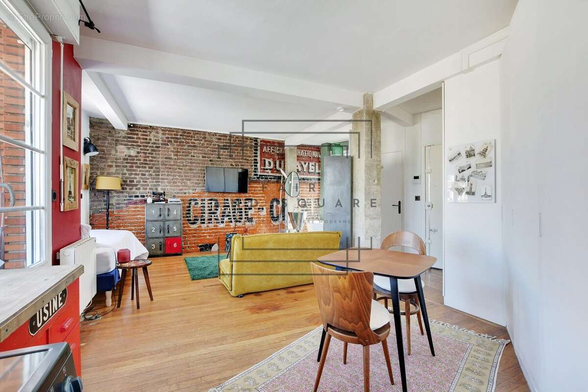 Appartement à NEUILLY-SUR-SEINE