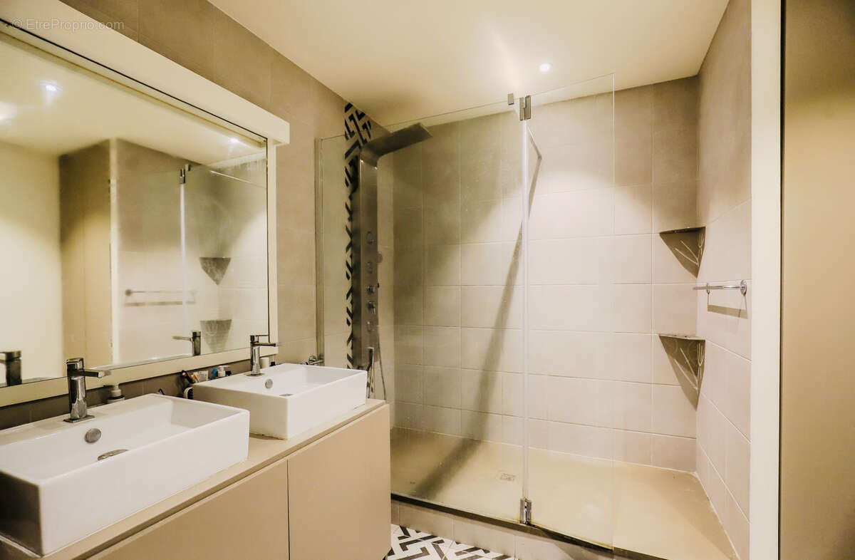 Appartement à URRUGNE