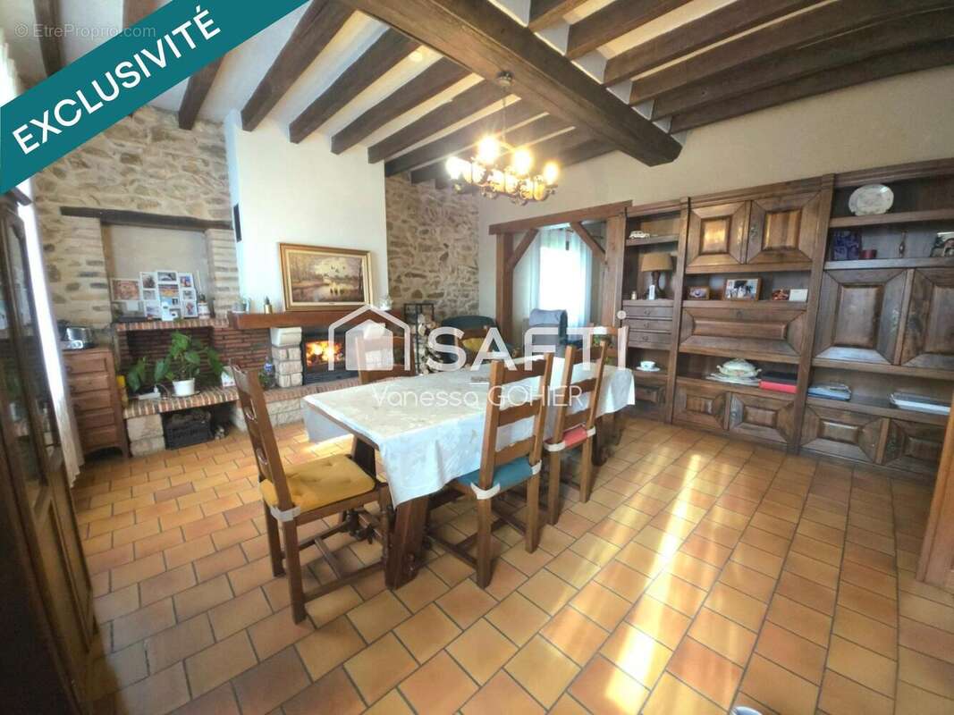 Photo 2 - Maison à MEZERAY