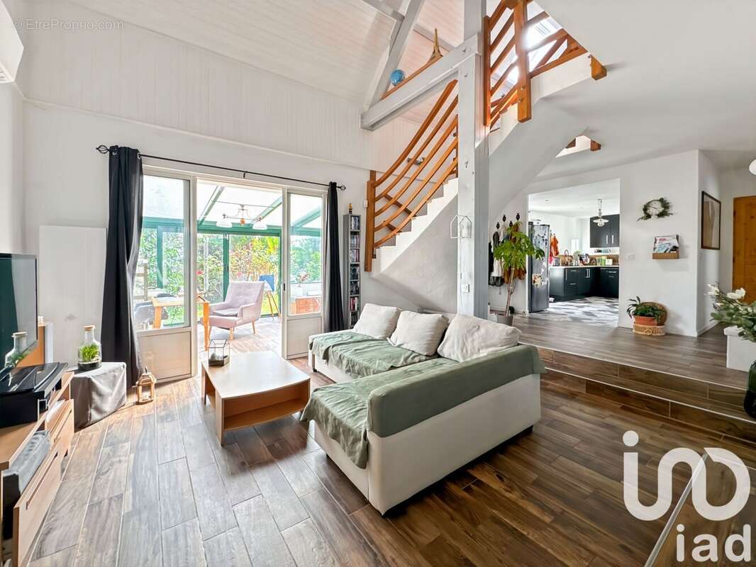 Photo 2 - Maison à CRISENOY