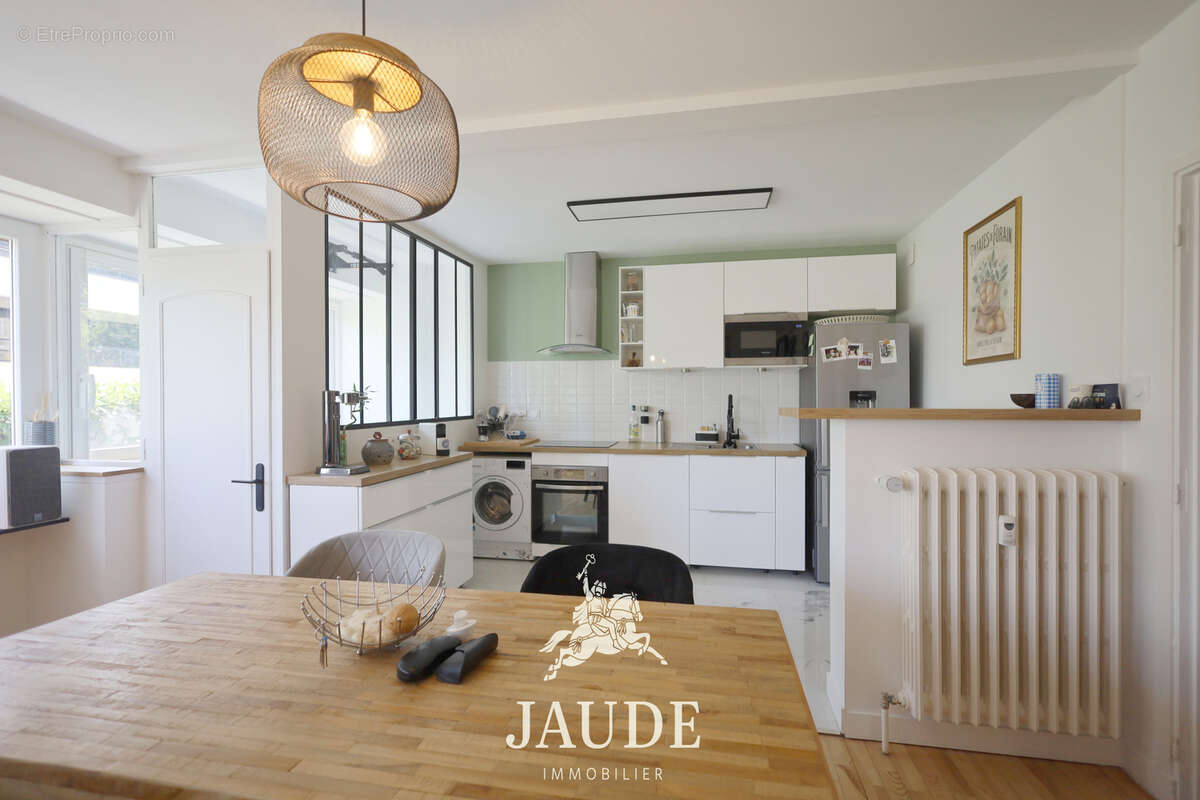 A vendre appartement renove t3 avec garage - photo 4