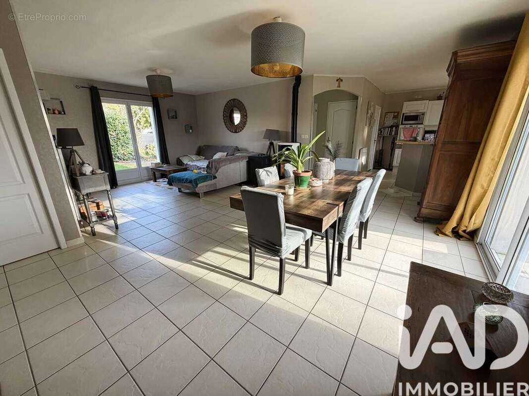 Photo 5 - Maison à ADILLY