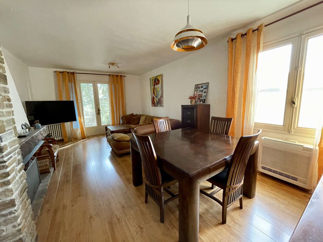 Maison à LA LONDE-LES-MAURES