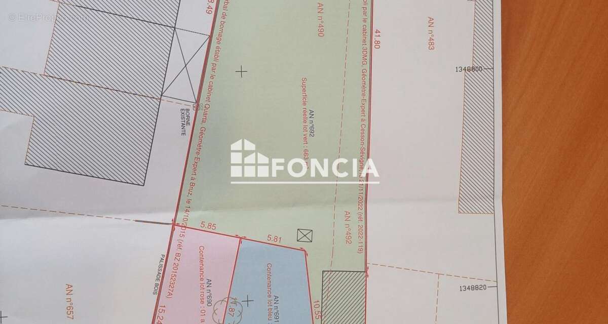 Terrain à CHARTRES-DE-BRETAGNE