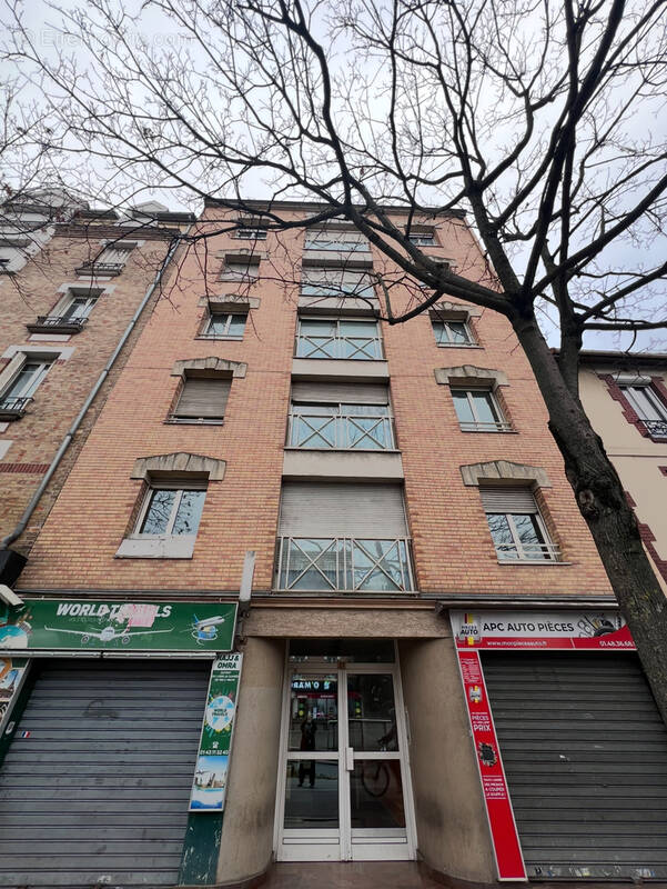 Appartement à LA COURNEUVE