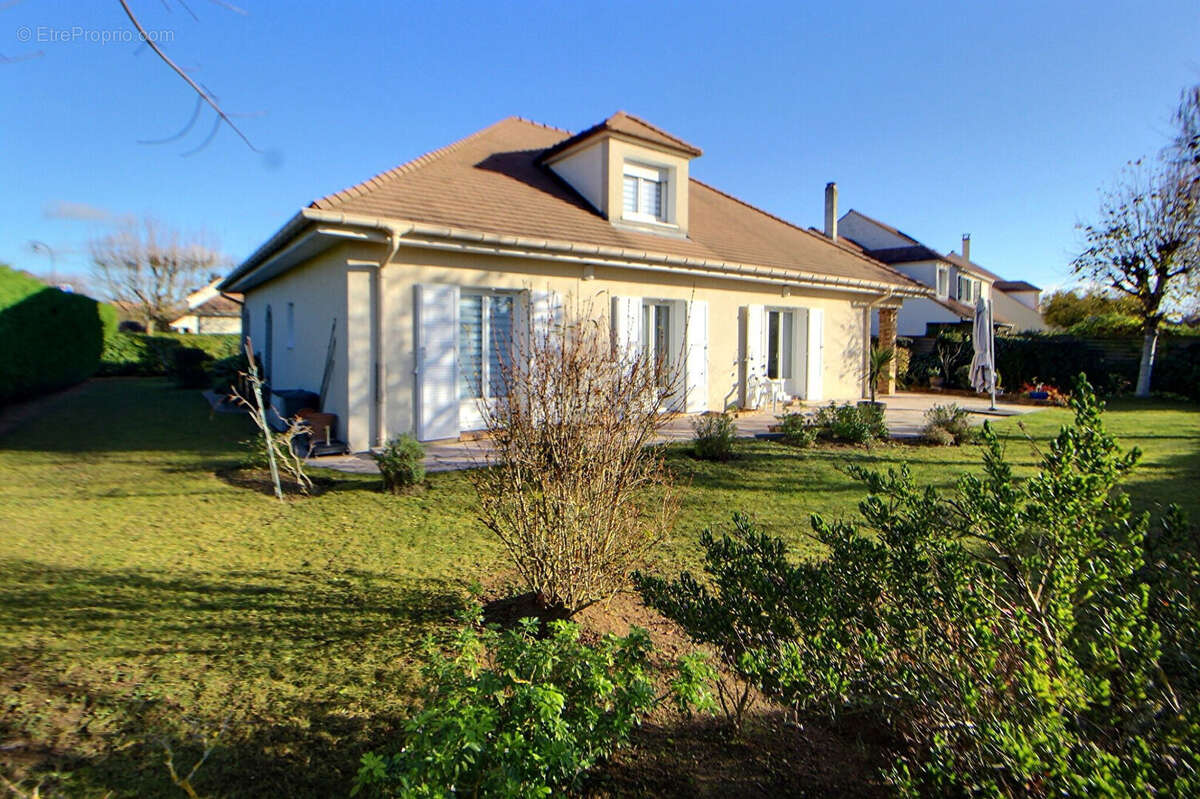 Maison à VERNOUILLET