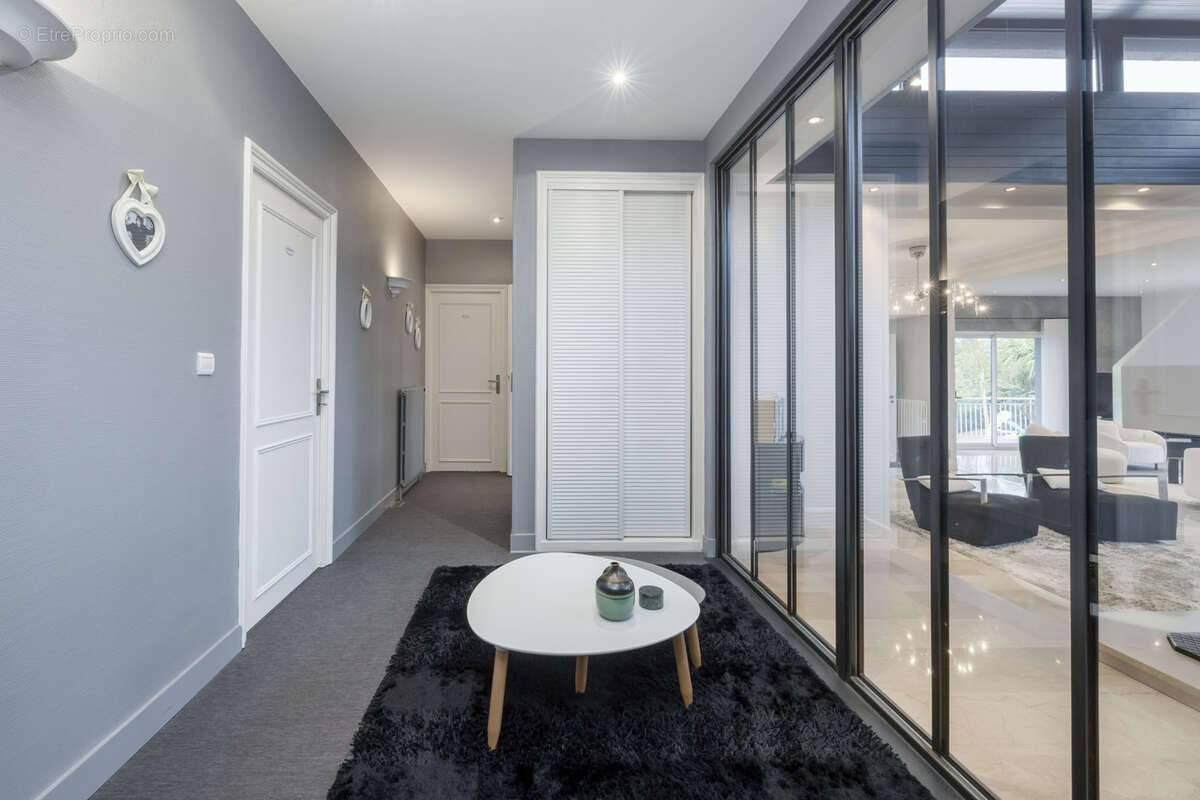 Maison d'exception  au coeur d'un beau parc arbore aux portes de rennes - photo 8