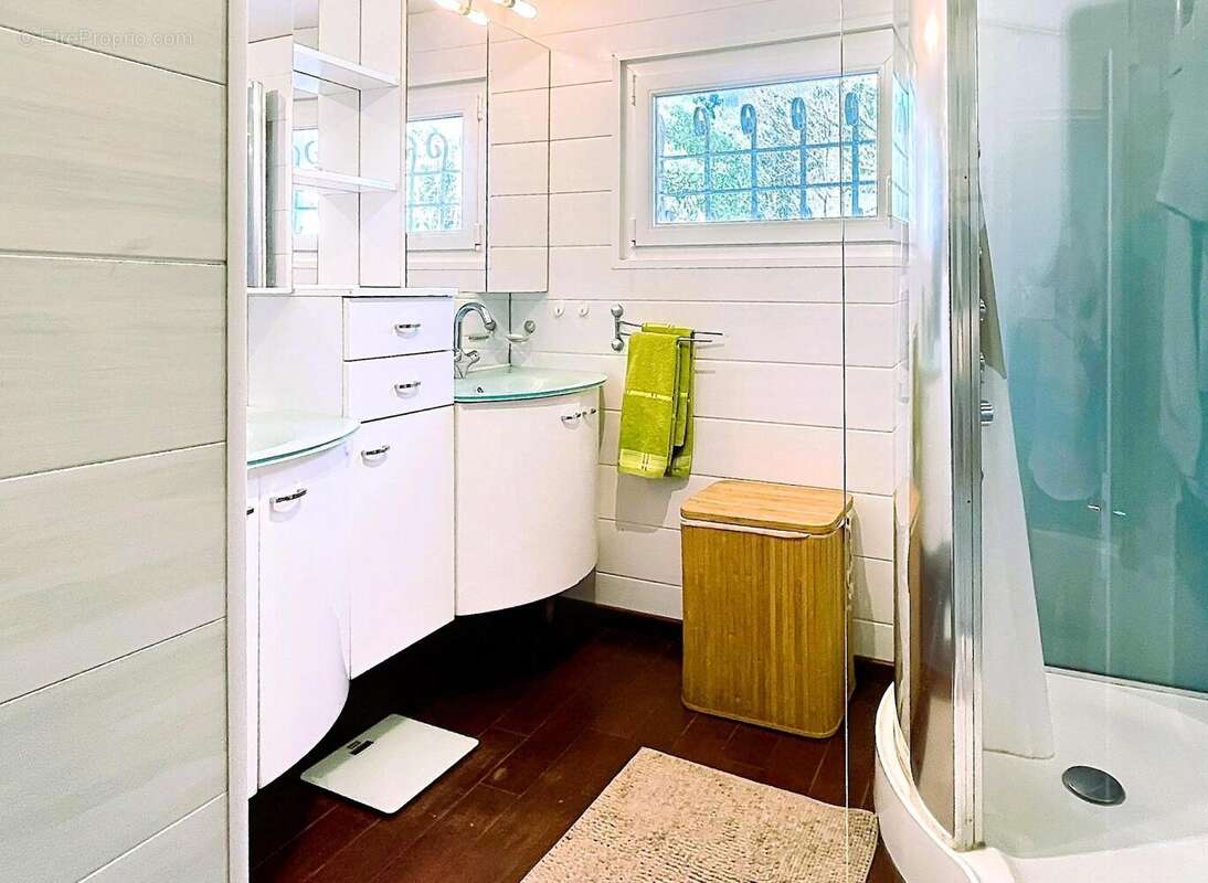 Photo 9 - Maison à SAINT-JEAN-D'ILLAC