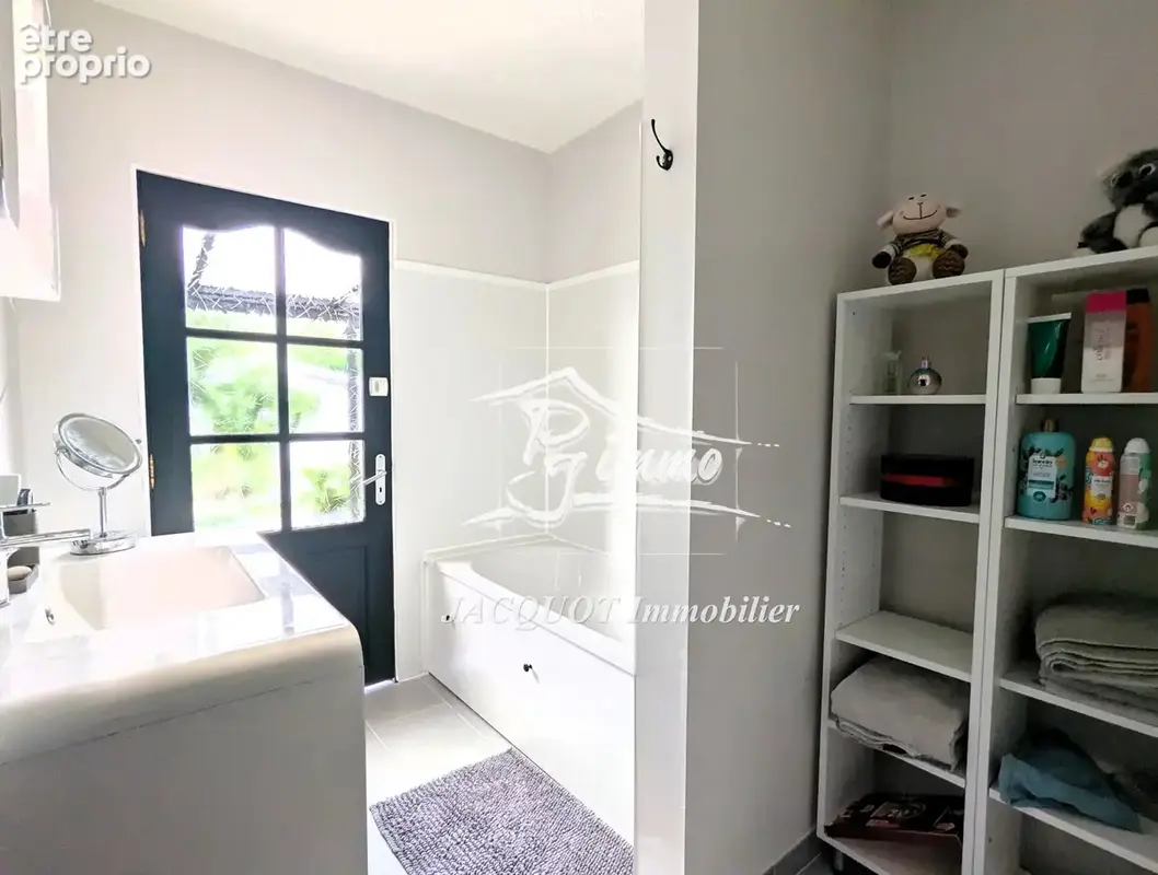 Maison 6 pièces 180 m² à vendre à Halluin (59250) - photo 9