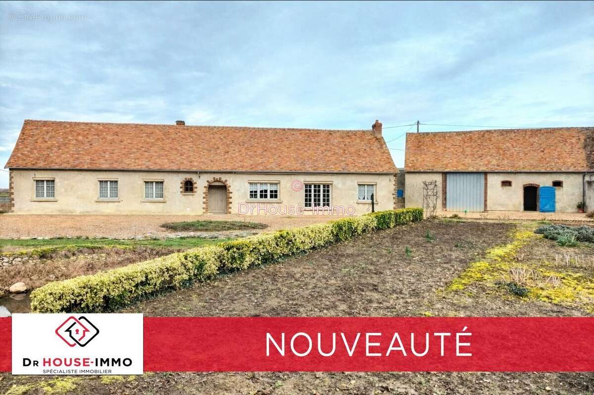Maison à SAINT-OUEN-EN-BELIN