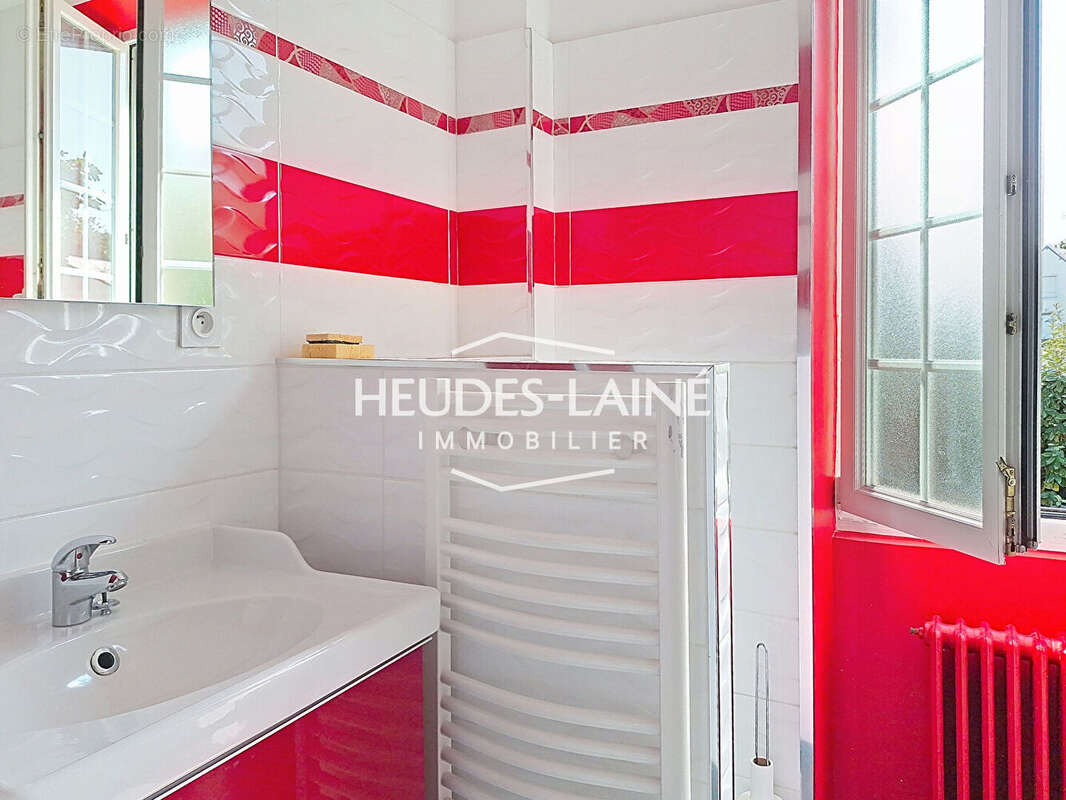 Maison 198 m2  - 6 pièces  - 50300 Avranches - photo 14