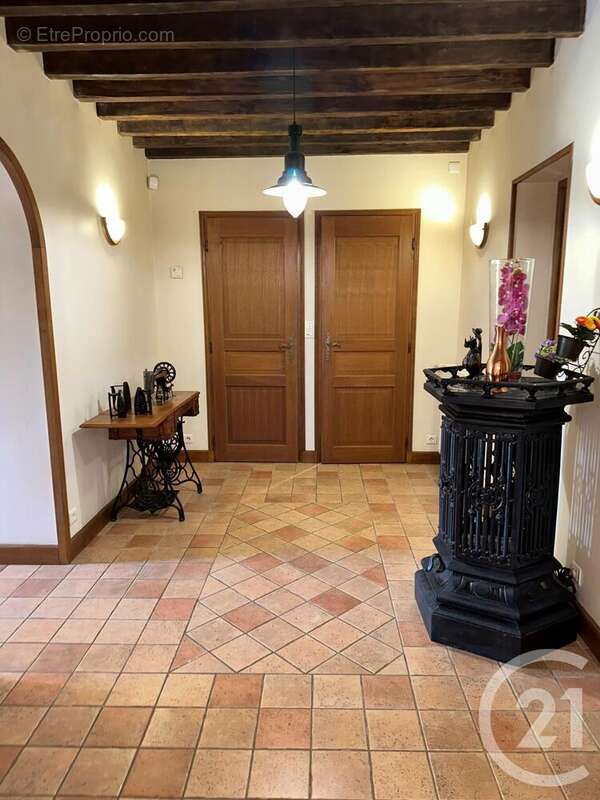 Maison à SUILLY-LA-TOUR