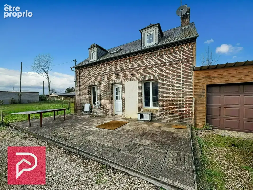 A 5 minutes de BERNAY, charmante maison en briques ! - photo 1
