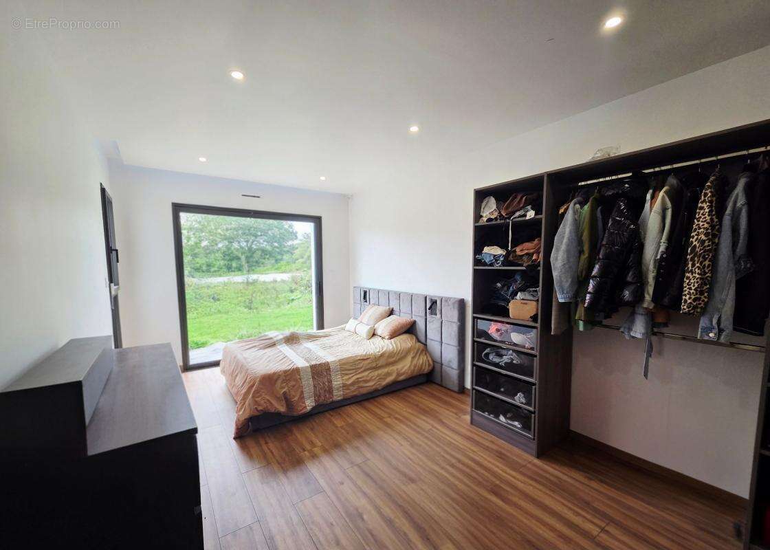 Maison à LANDIVISIAU