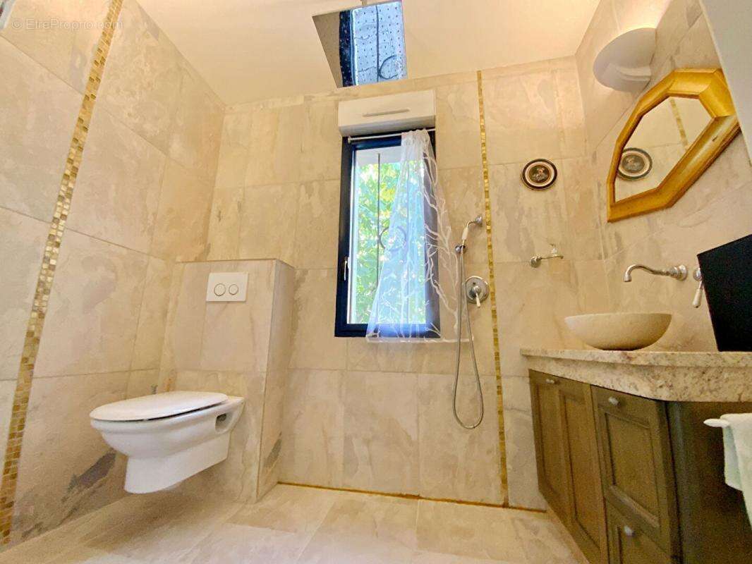 Maison à GENNEVILLIERS