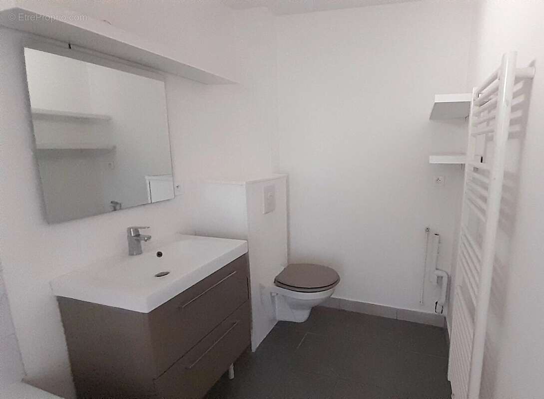 Appartement à THOISSEY